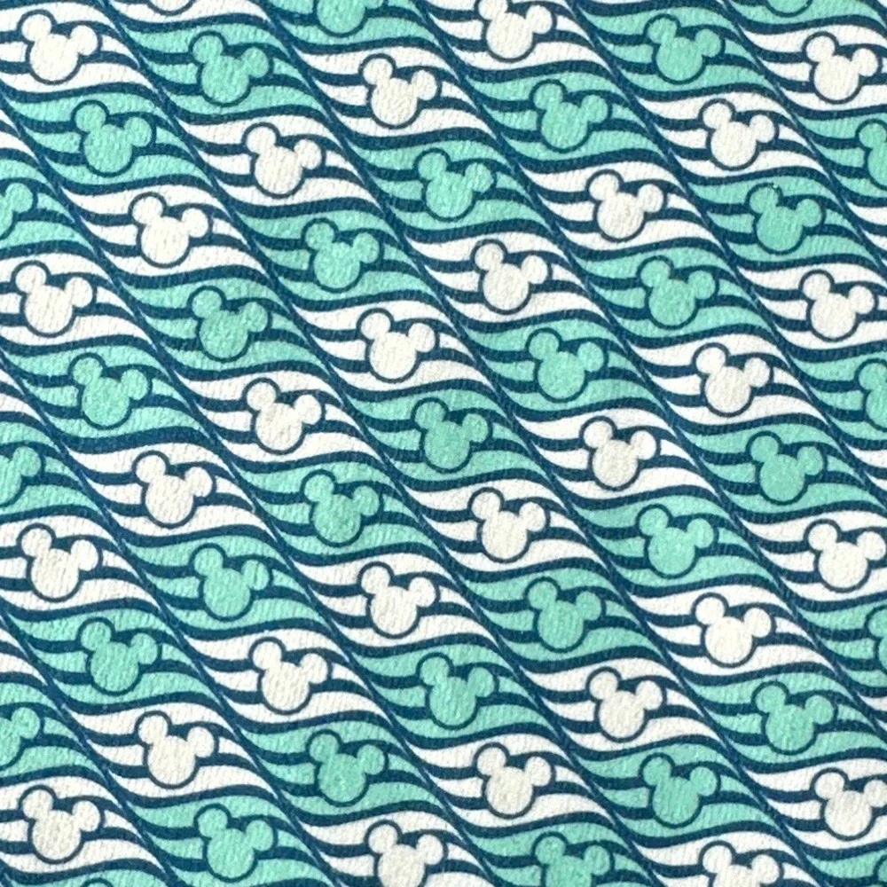 Disney Cruise Line Mickey Mouse Round Beach Towel Teal Blue White Fringe 56